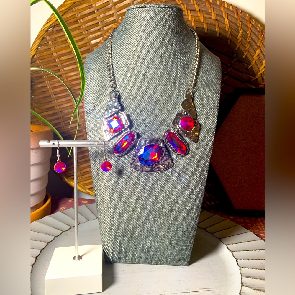 “Queen of Atlantis” Pink/purple diamond Rhinestone set
